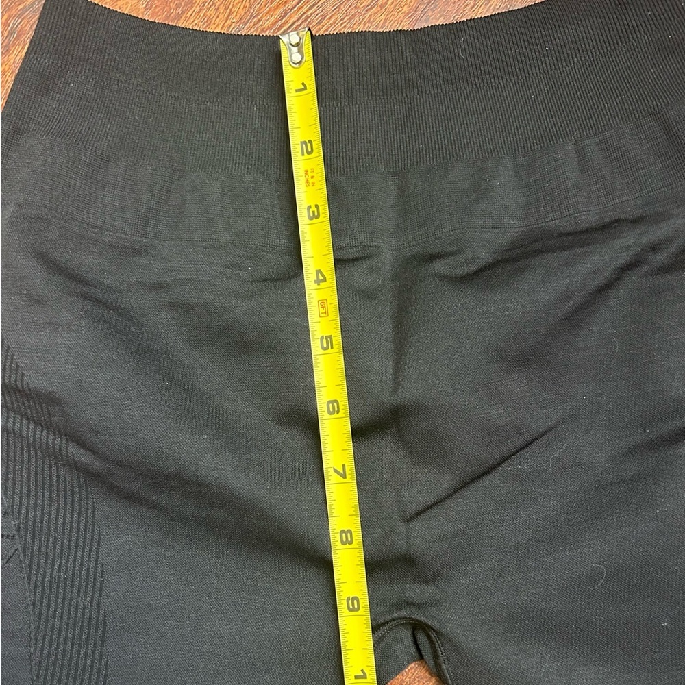 Alphalete Women Leggings Black With White Lettering See Measurements For Size - Picture 8 of 8